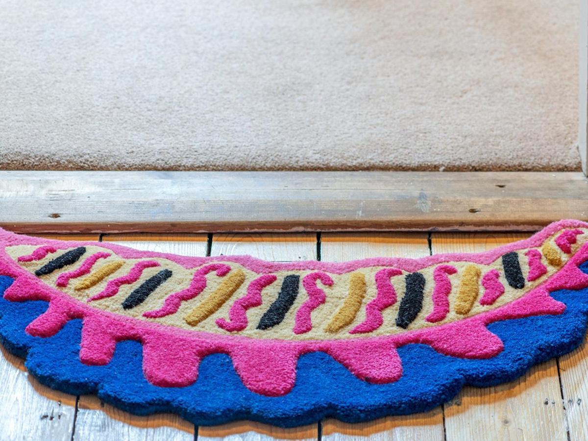Villa Pass The Keys Colourful, Quirky Artist-Owned 3 Bed Next To Cafes Belfast Esterno foto