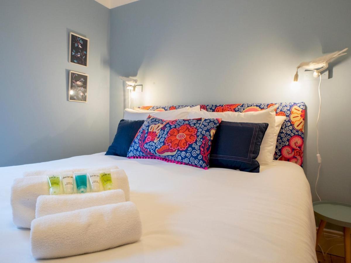 Villa Pass The Keys Colourful, Quirky Artist-Owned 3 Bed Next To Cafes Belfast Esterno foto